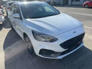Ford Focus ST BO Technologie-Paket +GARANTIE+ Bild 3