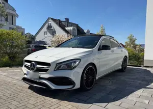 Mercedes-Benz CLA 45 AMG AMG CLA 45 4Matic AMG Speedshift DCT 7G