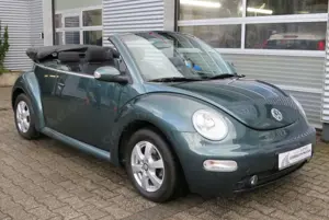 Volkswagen New Beetle 2.0 Cabriolet Automatik Bild 4