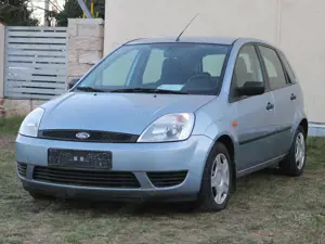 Ford Fiesta 1.3 Ambiente wenig KM TÜV neu Klima SHZ AHK 1HD