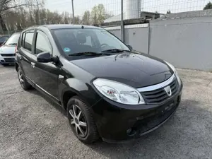 Dacia Sandero Laureate Klimaanlage AHK TÜV NEU
