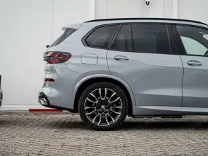 BMW X5 xDrive40d M-Sport 7-Seat ACC 2-A-Luft StdHz ACC Bild 5