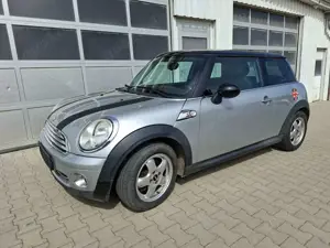 MINI One Bild 2