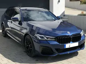 BMW 530 d xDrive TA MSport AdaptFW Standh Leder Sound 4xSH AHK Rollos