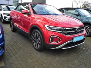 Volkswagen T-Roc Cabriolet 1.5 TSI Style DSG Nav Matrix AHK Bild 3