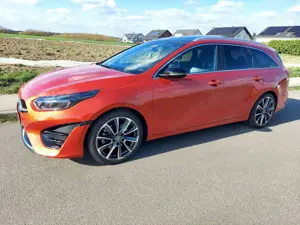 Kia Ceed SW / cee'd SW Ceed SW 1.5 T-GDI DCT7 OPF GT Line