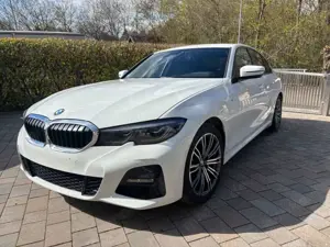 BMW 320 i M Paket LivePR Laser Hifi Kam Driving  1.Hd