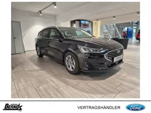 Ford Focus urnier Hybrid Automatik TITANIUM X ACC KAMERA