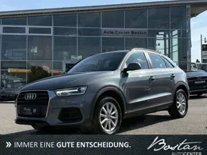 Audi Q3 2.0 TDI Basis NAVIGATION/PDC/AHK/SHZ/1.HAND