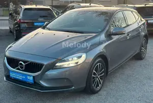Volvo V40 T2 Momentum