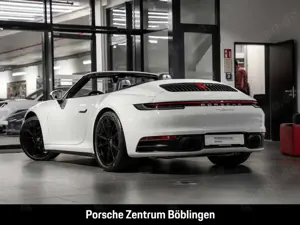 Porsche 992 911 Carrera Cabrio Sportabgas Surround View Bild 3