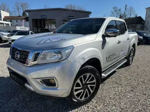 Nissan Navara NP300 N-Connecta Double Cab 4x4 / KAMERA
