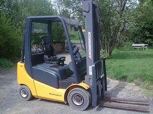 Gabelstapler      Jungheinrich TFG 316      Gas Stapler  Bj 2008