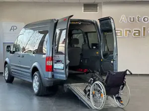 Ford Tourneo Connect Behindertengerecht-Rampe