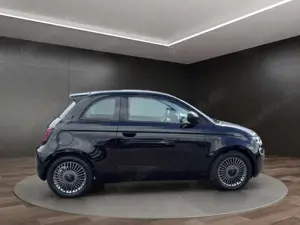 Fiat 500e Fiat 500e Navi Bild 3
