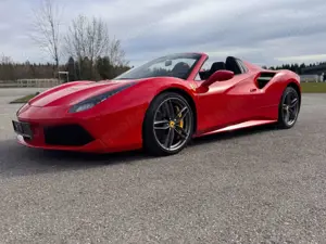 Ferrari 488 Racing KAMERA LIFT Garantie