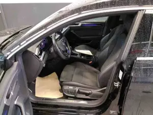 Volkswagen Arteon Arteon SB R 2.0TSI 4M DSG MATRIX+NAV+ACC+SHZ+AHK Bild 4