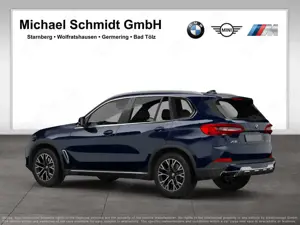 BMW X5 M 50i *Gestikst.*LC Prof.*HUD*H/K*AHK*Pano*Adapt.M-F Bild 4