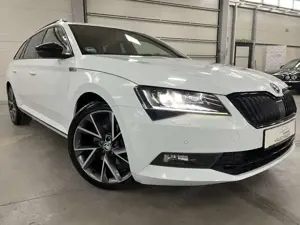 Skoda Superb Sportline 2.0 TDI 190 PS DAB KEYLESS LEDER/ALCANTA