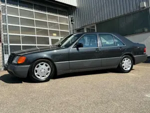 Mercedes-Benz 400 Bild 3