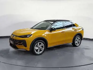 Volkswagen T-Roc Life 1.5 l eTSI OPF ) 7-Gang-Doppelkupplun Bild 2