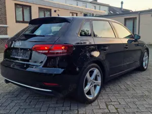 Audi A3 30 TDI Sportback S-tronic sport Automatik Bild 4