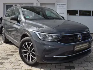 Volkswagen Tiguan Life 2.0TDI Navi/ACC/Led/AHK/ALU