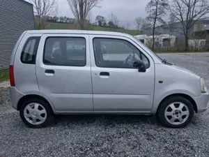 Opel Agila Bild 4