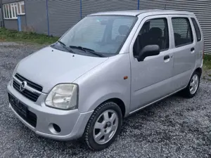Opel Agila Bild 2