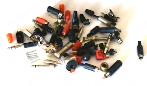 Klinkenstecker, Chinchstecker, Buchsen, Kabel usw.