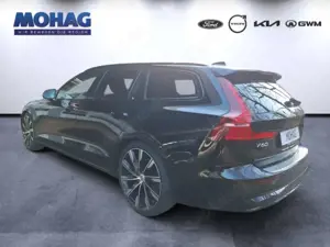 Volvo V60 B4 D Plus Dark StandHz AHK  20Zoll ACC BLIS HK Bild 4