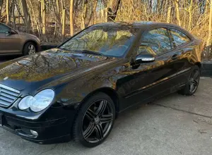 Mercedes-Benz C 180 C 180 Kompressor Sportcoupe Bild 2