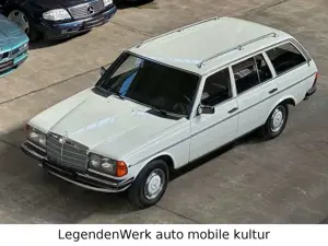 Mercedes-Benz 200 T S123 W Erstlack Ungeschweißt BRD Scheckheft