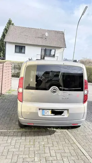 Opel Combo Life Bild 2