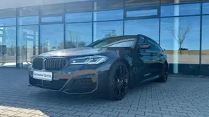 BMW 530 d xDrive TOUR/M-SPORT/KOMFORTSITZ/LASER/AHK