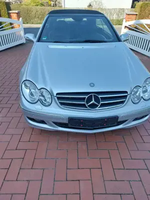Mercedes-Benz CLK 200 CLK Cabrio 200 Kompressor Automatik Avantgarde