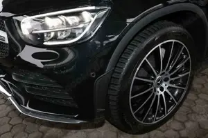Mercedes-Benz GLC 300 de 4M AMG AHK+CARPLAY+KAMERA+MBUX+LED+20 Bild 3