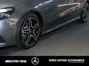 Mercedes-Benz B 200 d AMG NIGHT PANO KEYLESS MULTIBEAM DISTRON Bild 2