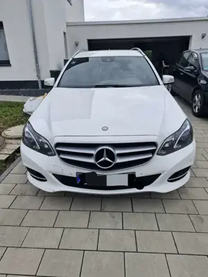Mercedes-Benz E 200 T BlueTEC 7G-TRONIC Avantgarde