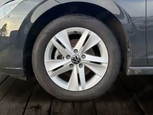Volkswagen Golf VIII Life 1.0 TSI Bild 4
