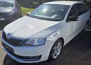 Skoda Rapid/Spaceback Style, Parkpilot, Navigation