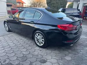 BMW 520 d xDrive Lim. Luxury Line *HUD*LED*AHK*STAND* Bild 4