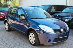 Dacia Sandero Basis WENIG KILOMETER, 1.HAND
