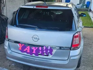Opel Astra Astra Caravan Diesel 1.9 CDTI Caravan DPF Selection Bild 3