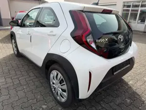 Toyota Aygo X Business Edition, Automatik, Comfort-Paket Bild 4