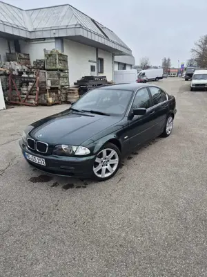 BMW 320 320i