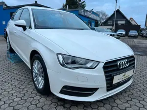 Audi A3 Sportback ambiente NAVI/SHZ/PDC