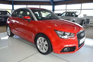 Audi A1 ambition KLIMAANLAGE / SITZHEIZUNG / PDC Bild 2