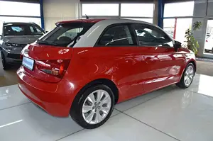 Audi A1 ambition KLIMAANLAGE / SITZHEIZUNG / PDC Bild 4