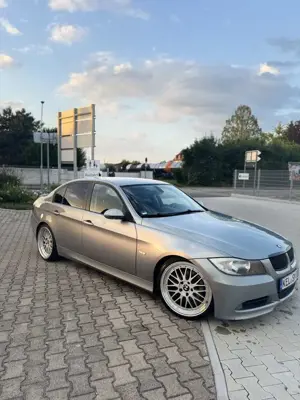 BMW 325 325i